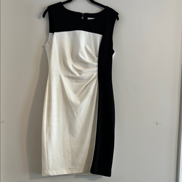 Calvin Klein Dresses & Skirts - Calvin Klein Two-Tone Black and White Sleeveless Sheath Midi Dress Size 8